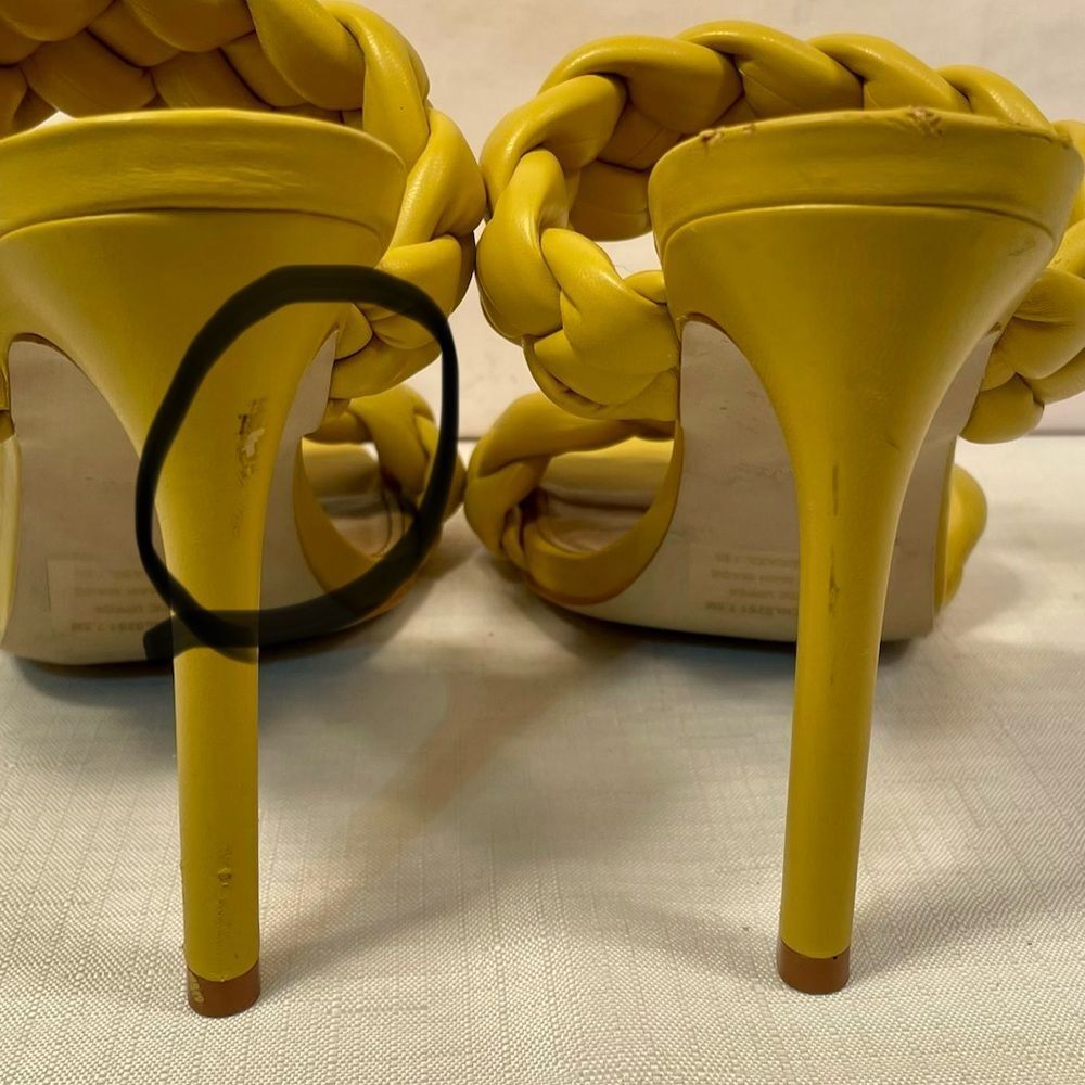 Steve Madden Mustard Yellow Braided Women's Sandals Size 7.5 - Picture 6 of 7
